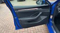 Skoda Superb 2.0 TDI 193 Laurin + Klement 4X4 5dr DSG Diesel Estate